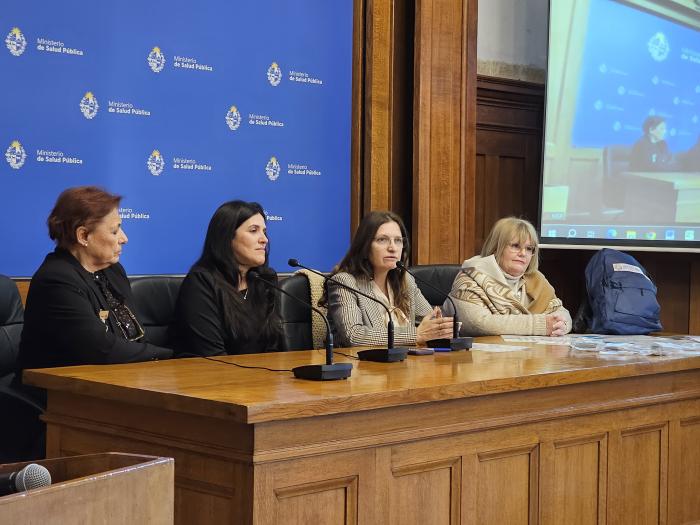 Foto de autoridades en presentación de avances en el Plan nacional de salud mental y adicciones