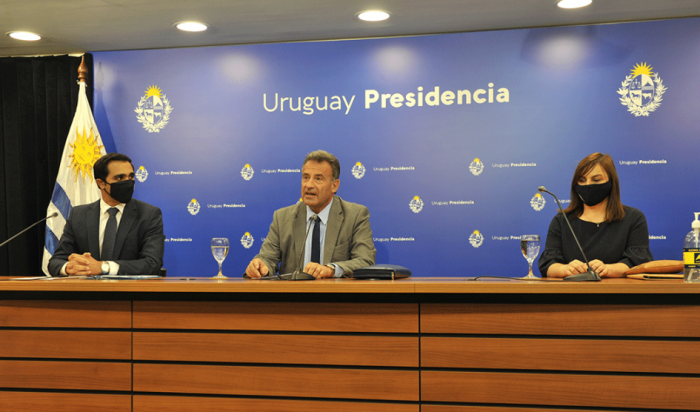 Mesa de autoridades de MSP y Fondo Nacional de Recursos