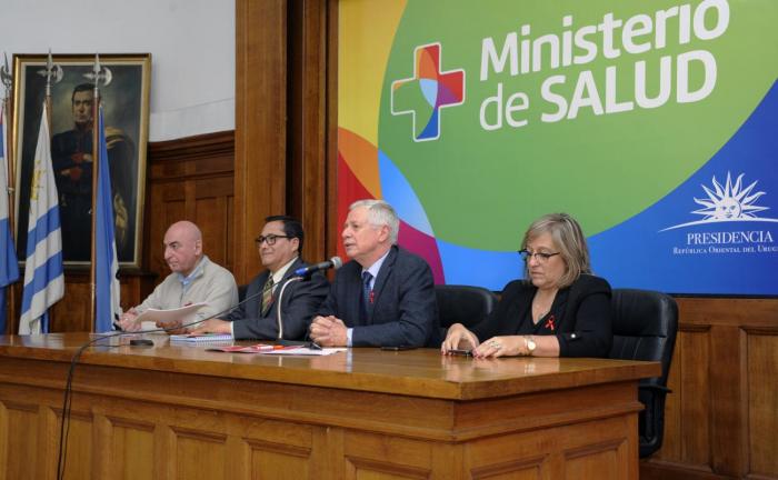 Pie de foto:Juan José Meré, Giovanni Escalante, Jorge Basso y Raquel Rosa