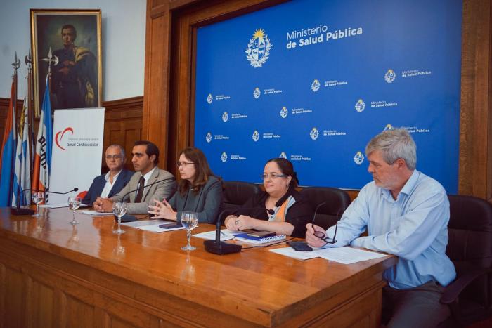 Autoridades en presentación de la guía RCP Autoridades en presentación de la guía RCP