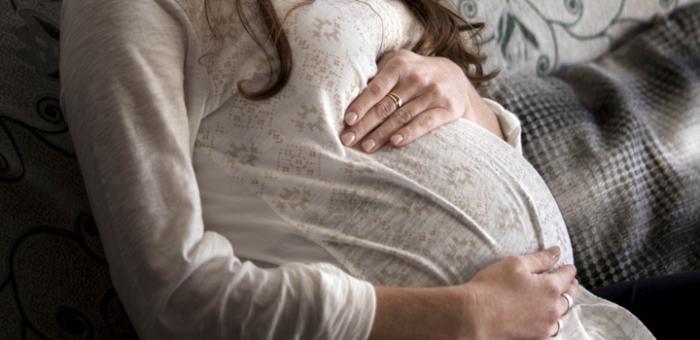 mujer embarazada mujer embarazada