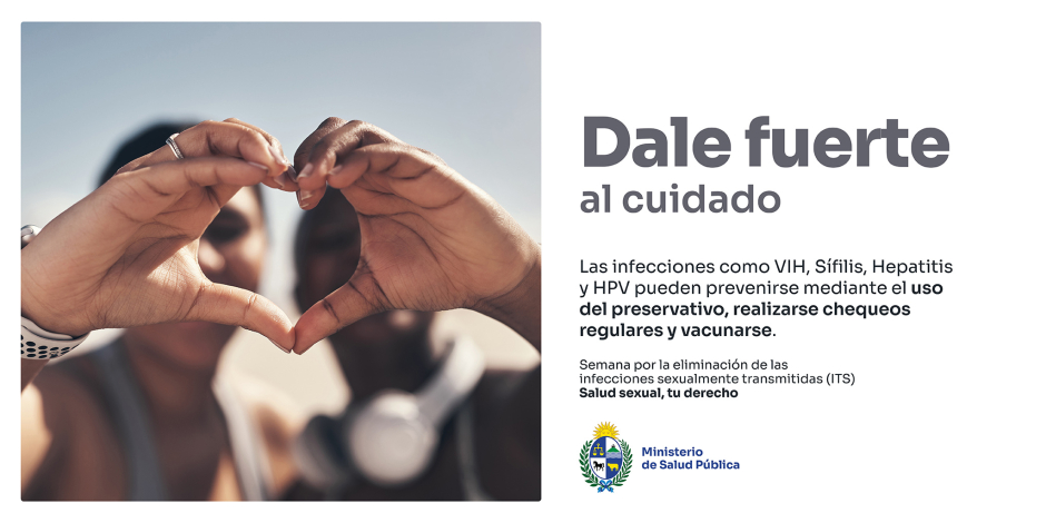 Manos de dos hombres forman un corazón con sus dedos. Texto dice: Dale fuerte al cuidado