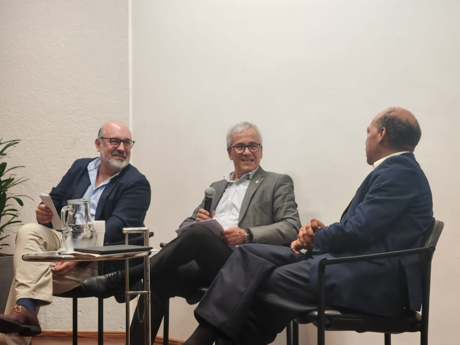 Marcos Otheguy, Juan Castillo y José Luis Pereira durante la mesa de cierre