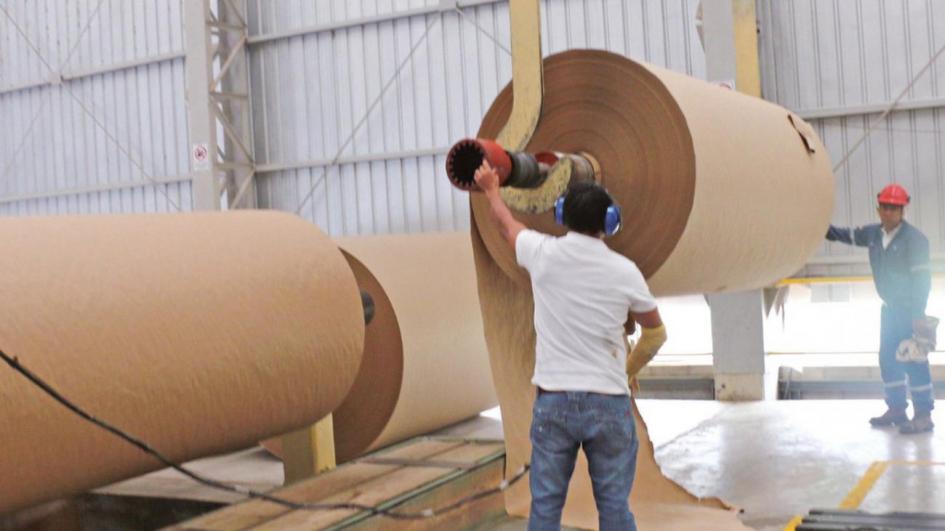 obreros trabajando