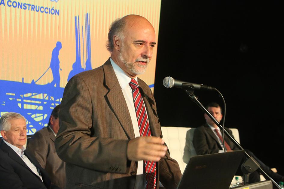Mieres y Teijeiro en congreso de la Construcción Mieres y Teijeiro en congreso de la Construcción