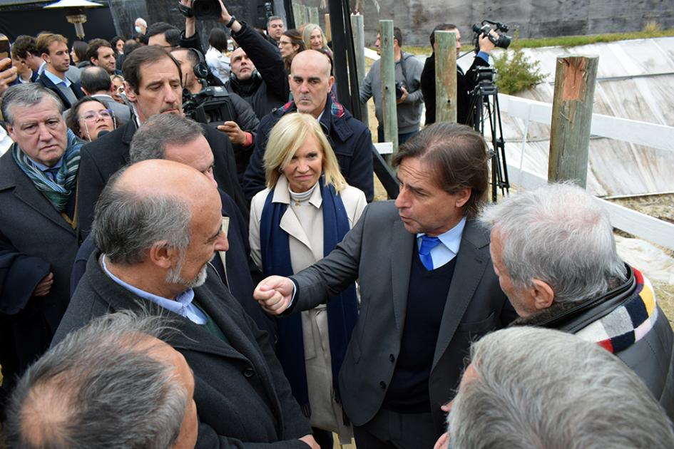 Inicio de obras WTC Punta del Este Ministro Mieres y Presidente Lacalle Pou