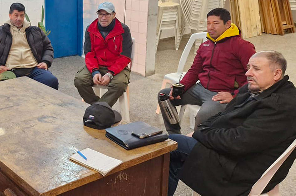 Darío Mendiondo se reunió con trabajadores, empleadores y representantes de la sociedad civil