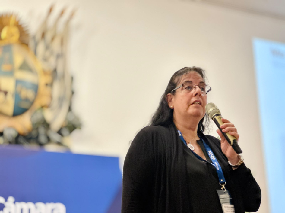 Encuentro nacional de comités locales y departamentales de INEFOP Una de las expositoras