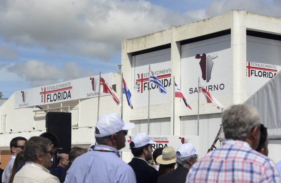 Castillo participó en reapertura de frigorífico en Florida