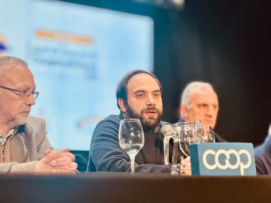 Día Internacional de las Cooperativas en Minas Autoridades durante la intervención