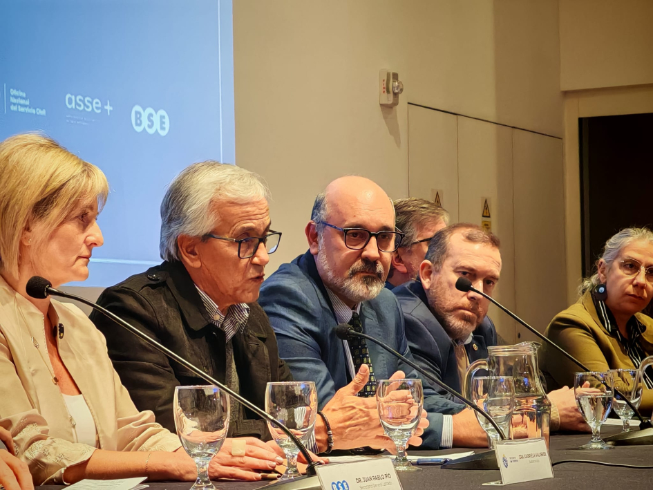 Autoridades durante el evento