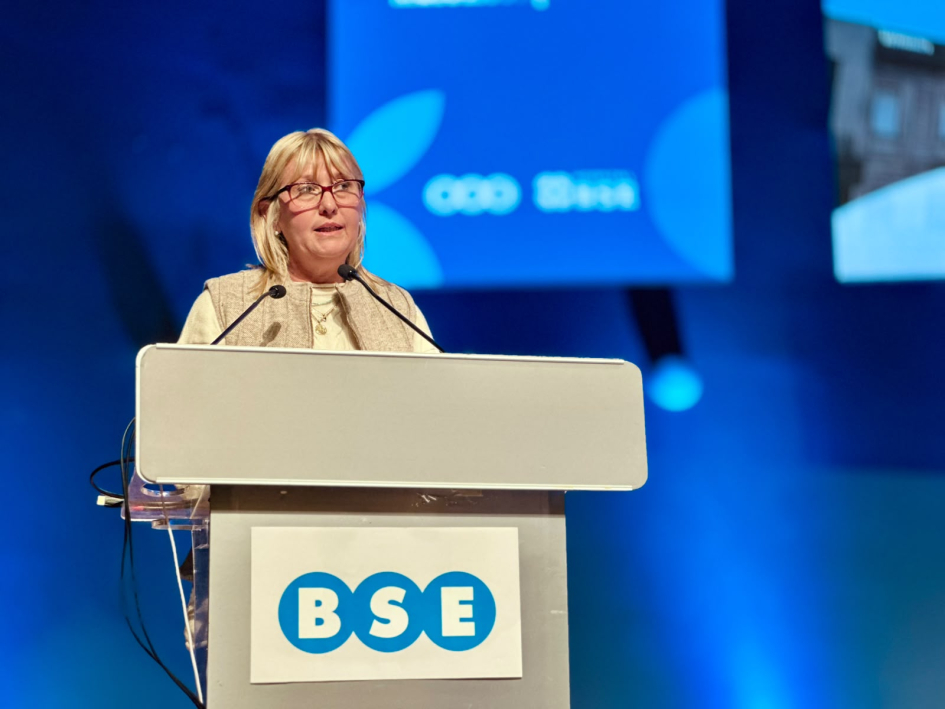 Congreso SYSO 2026 “Prevención de Enfermedades Profesionales por Trastornos Musculoesqueléticos” Lustemberg durante su oratoria