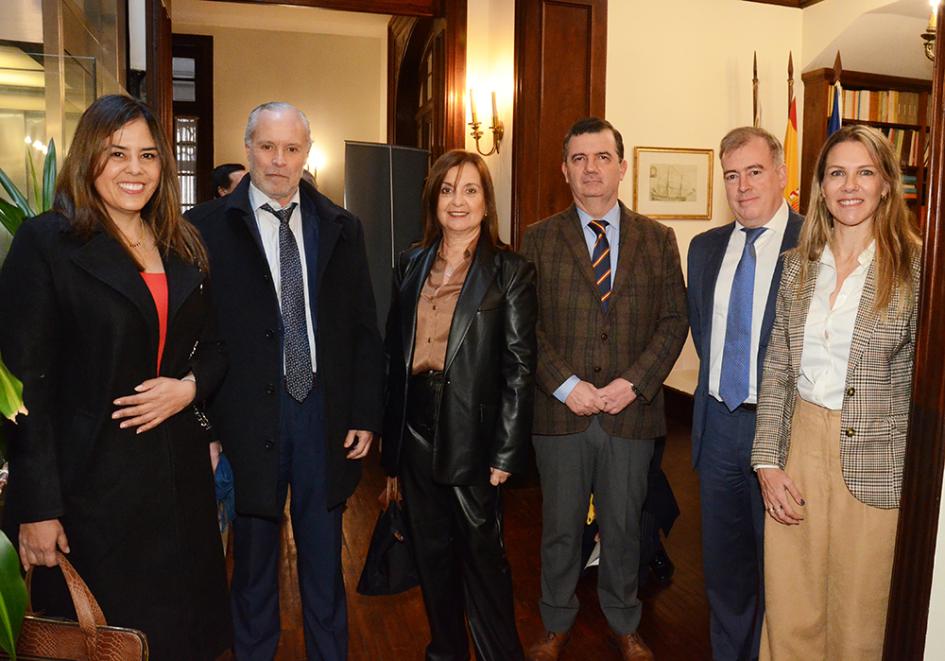 Desayuno de consulta: Nuevo procedimiento administrativo laboral Asistentes al evento