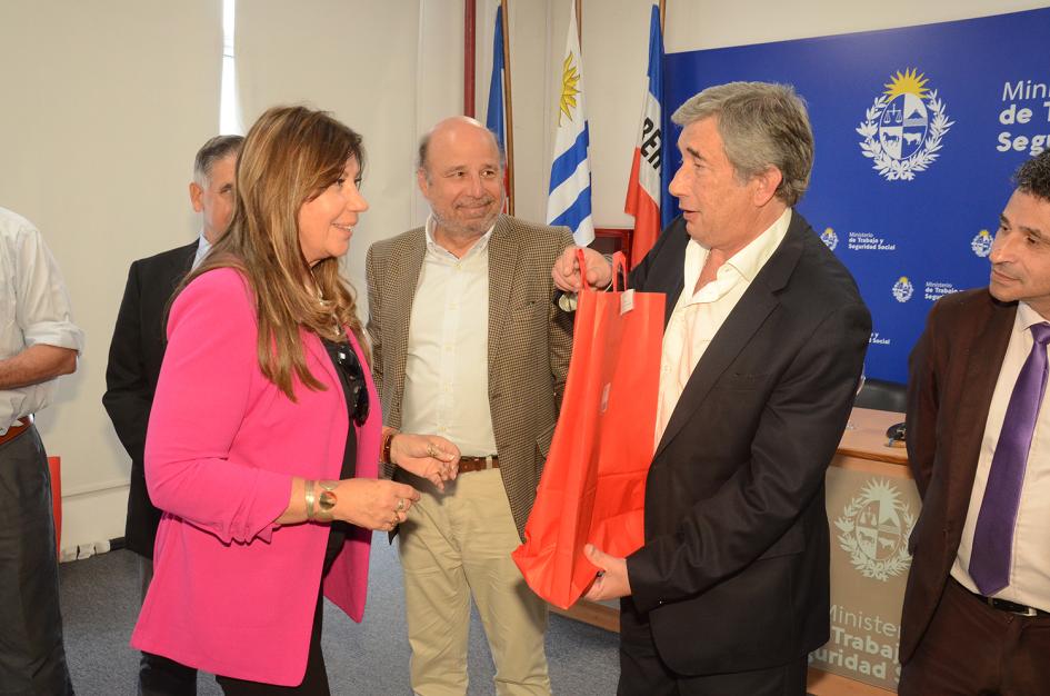 Día del Funcionario MTSS Autoridades y funcionarios jubilados