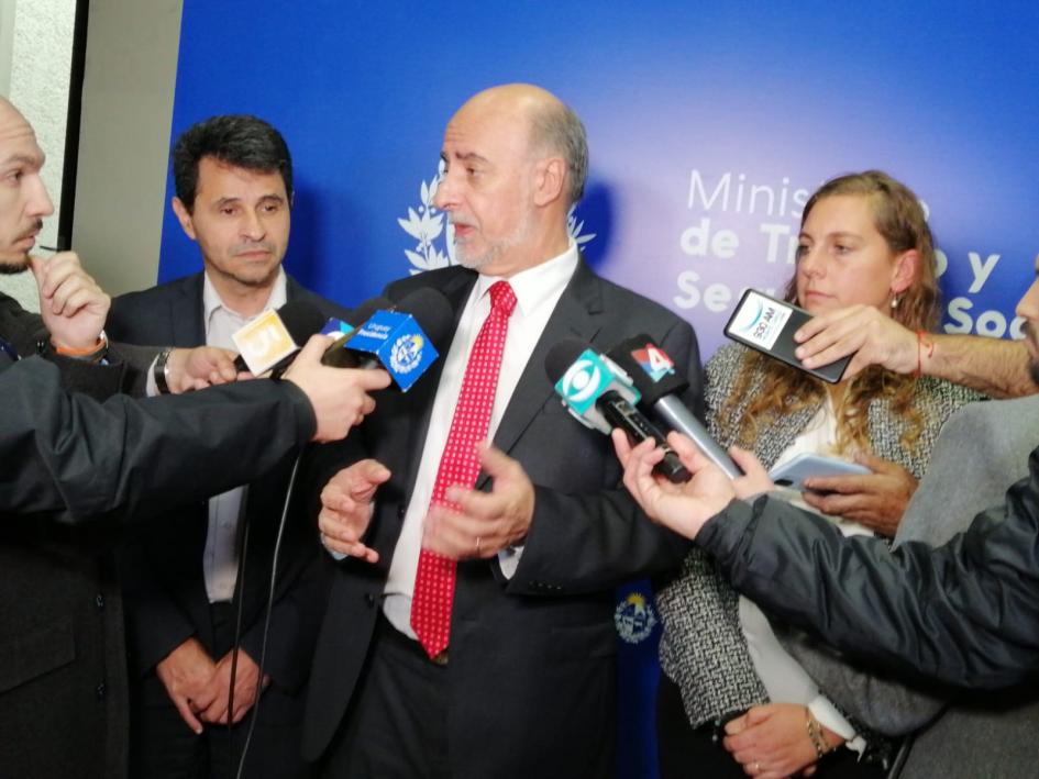 Mieres, Arlegui, Pérez en rueda de prensa Rueda de prensa del ministro Mieres