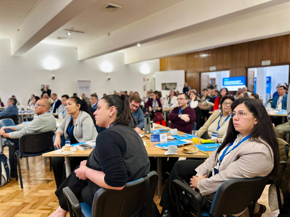 Encuentro nacional de comités locales y departamentales de INEFOP Parte del público presente