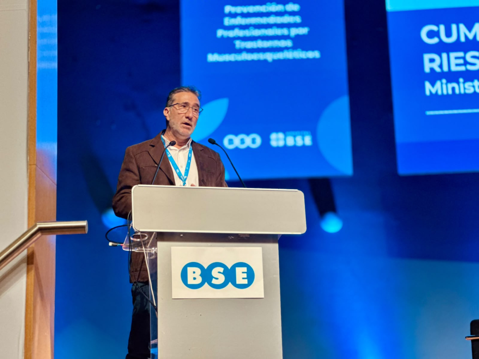 Congreso SYSO 2026 “Prevención de Enfermedades Profesionales por Trastornos Musculoesqueléticos” Morena durante su oratoria