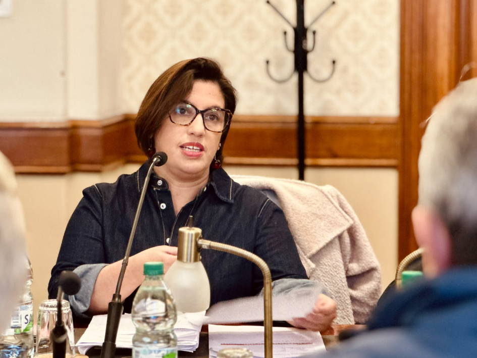 Andrea Bouret durante la reunión