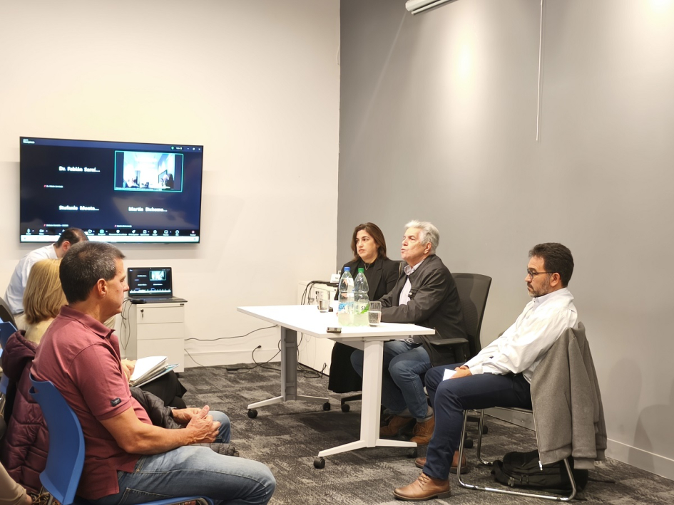 Puig: “Es fundamental asociar el trabajo con la vida” Puig, Bouret y Pereira en CCU