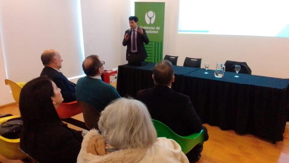 Actividades difusión Ley de Promoción del Empleo Autoridades en encuentro en Canelones