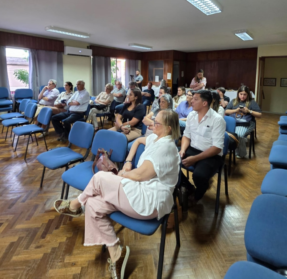 Hacia una nueva ley de Empleo en 33