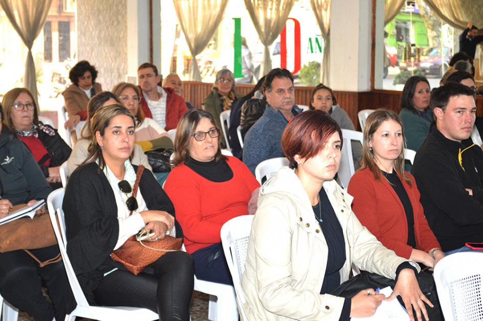 Autoridades en encuentro en Las Piedras