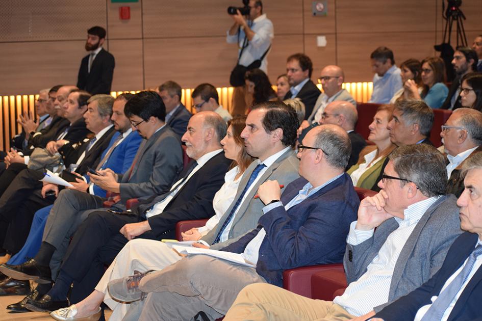 Presentación de estudio "Negociación Colectiva y la formación laboral en Uruguay" Presentación de estudio "Negociación Colectiva y la formación laboral en Uruguay"