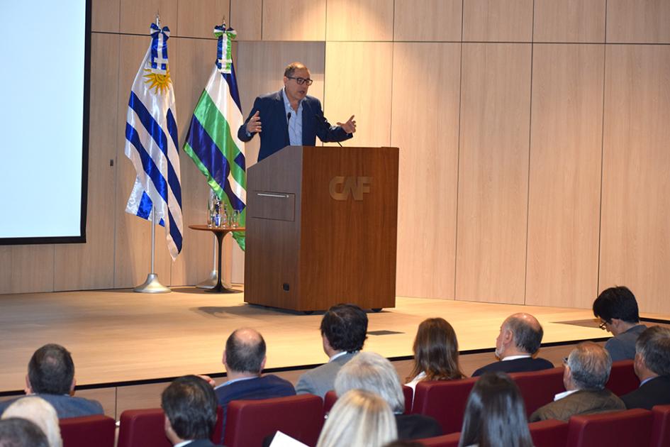 Presentación de estudio "Negociación Colectiva y la formación laboral en Uruguay" Presentación de estudio "Negociación Colectiva y la formación laboral en Uruguay"