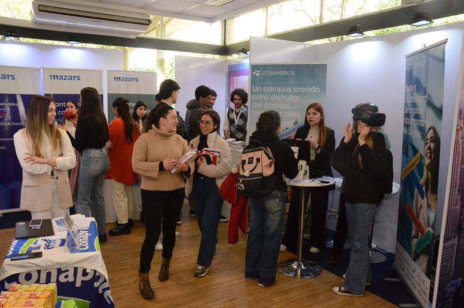 Feria Laboral de UCU Feria Laboral de UCU