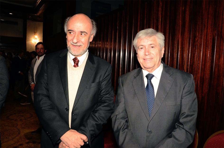 Encuentro Nacional de Turismo Mieres y demás autoridades