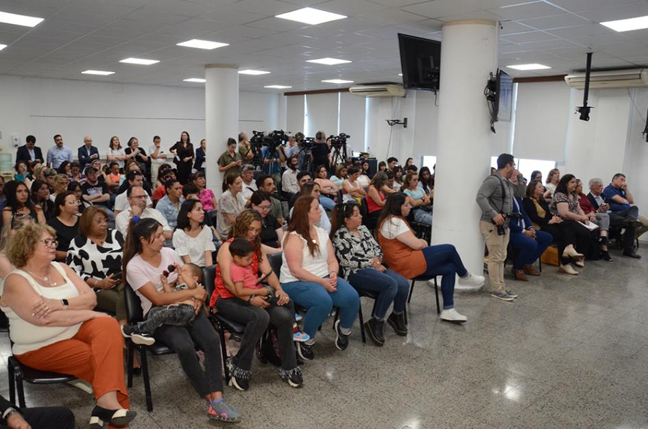 Acto de entrega de certificados Accesos Acto de entrega de certificados Accesos
