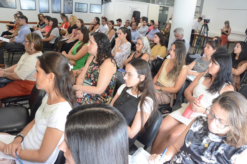 Público presente Lanzamiento Yo Estudio y Trabajo para el sector privado