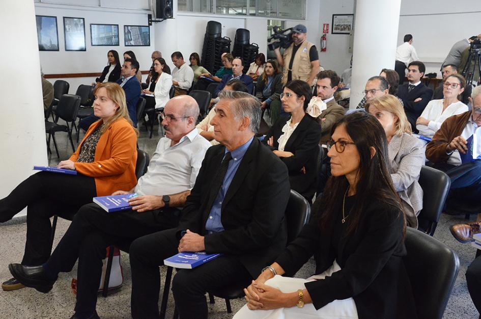 Presentación del libro "Sistematización Sentencias TCA" de la IGTSS Público presente