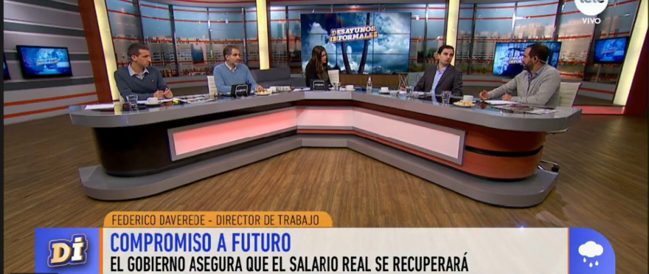 Entrevista en Desayunos Informales Daverede y periodistas en Desayunos Informales