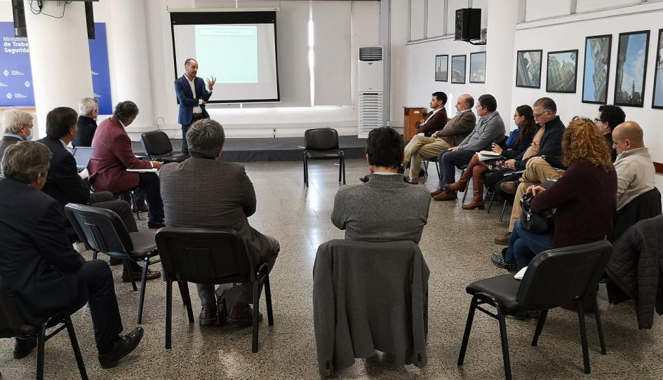 Primera reunión de la comisión del Diálogo Social Tripartito por el empleo y la sustentabilidad de las empresas