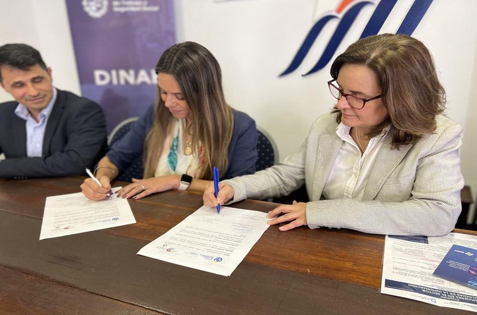 Proyecto Mujeres en el Sector Tecnologías de la Información Firma de convenio