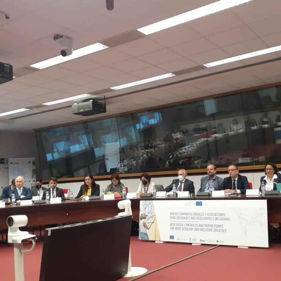 Encuentro internacional Autoridades en encuentro internacional