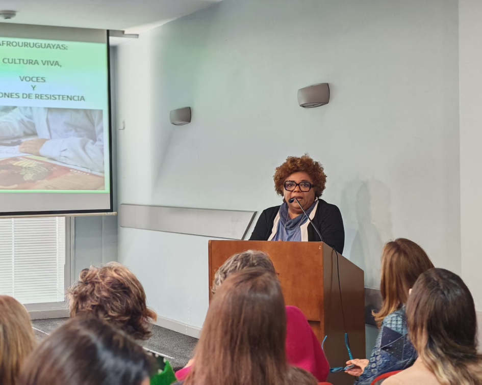 MTSS participó en conversatorio sobre seguridad social y derechos de las mujeres afrodescendientes Villagra durante su exposición