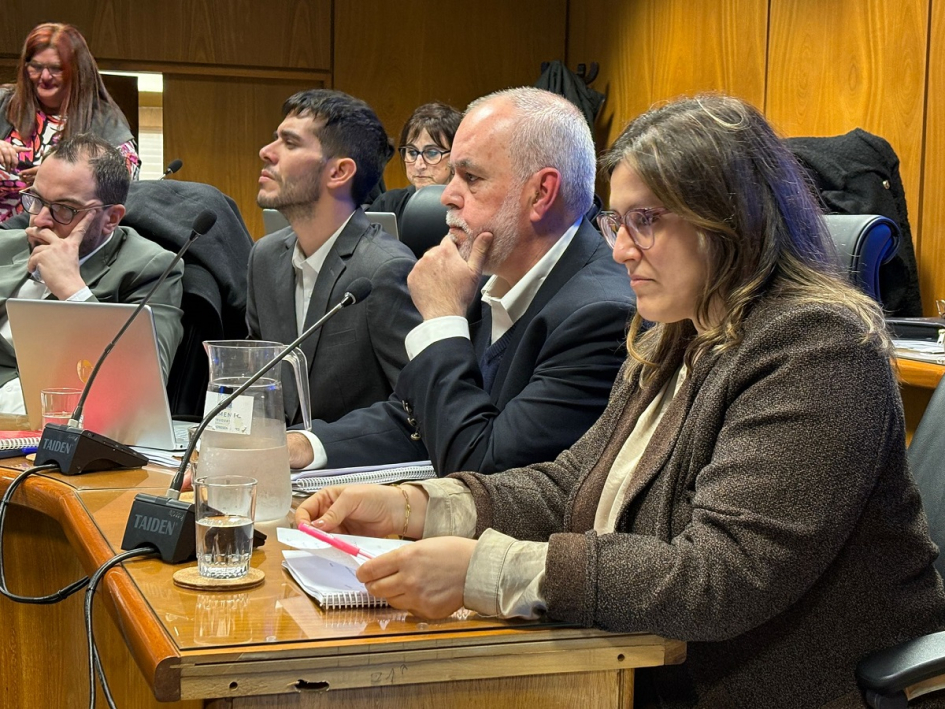 Autoridades del MTSS, INEFOP, INACOOP y BPS en Comisión de Diputados