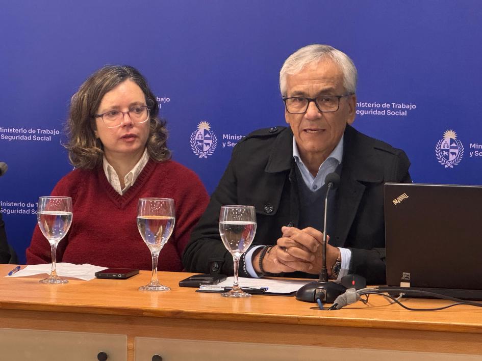 Primera Jornada de Actualización 2025 Directora general y ministro