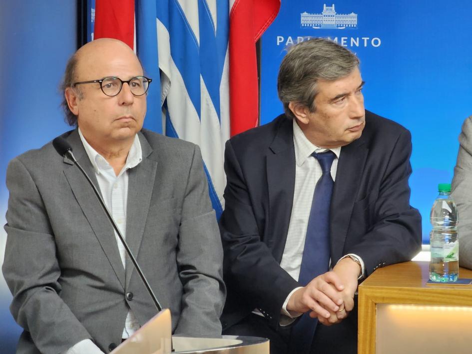 Reforma Autoridades en conferencia