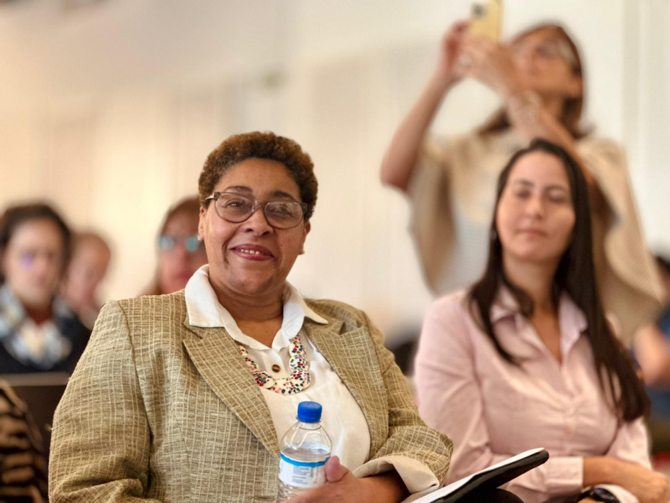 Claudia de los Santos, de la asesoría en Relaciones Internacionales del Ministerio