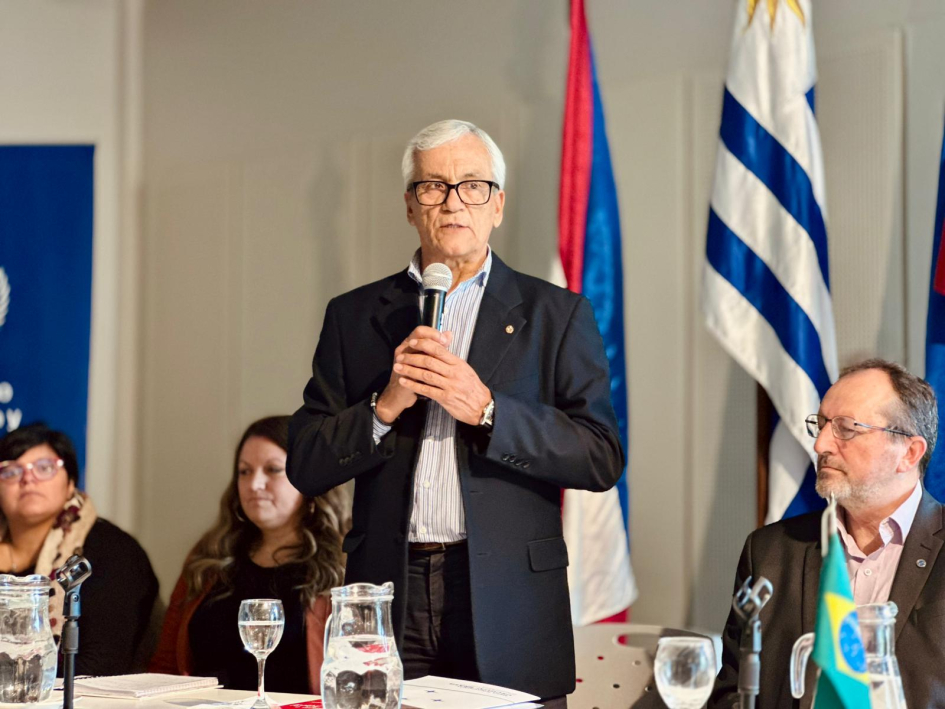 Ministro Castillo durante su exposición