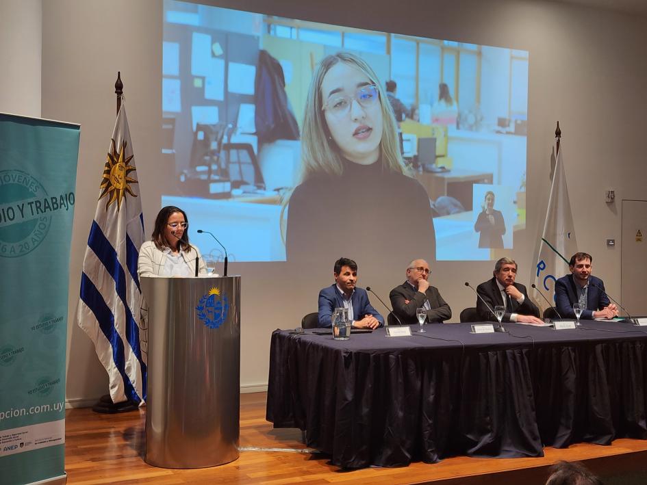 Se abrieron inscripciones para Yo Estudio y Trabajo Autoridades durante sus exposiciones
