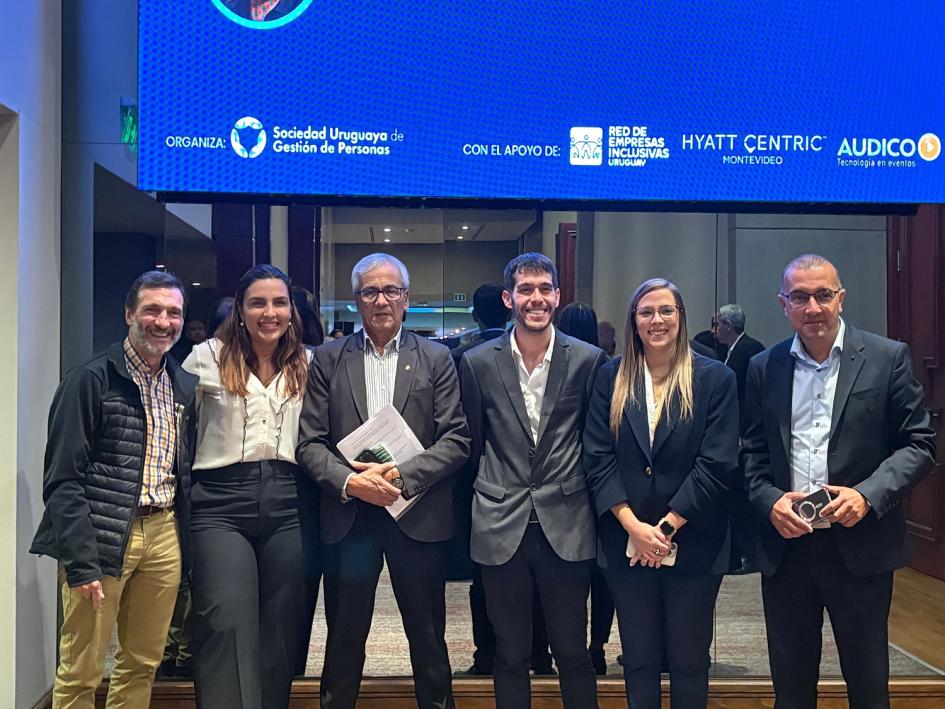 Autoridades expusieron en el ciclo “Diálogo con protagonistas” Juan Castillo, Federico Araya, Mariana Chiquiar y Miguel Venturiello con organizadores