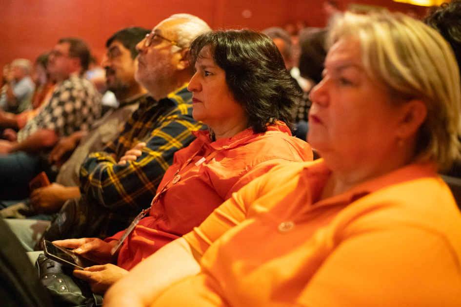 Uruguay expuso en Chile su experiencia de negociación colectiva y diálogo social en la construcción 230 personas participaron del seminario tripartito