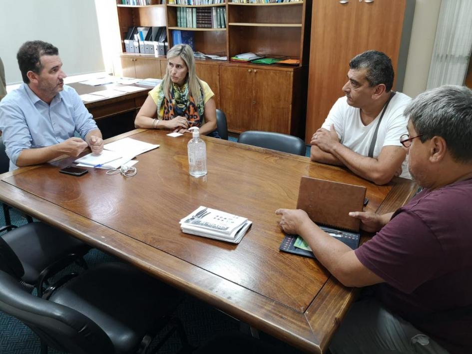 Teijeiro se reunió con integrantes del SUNCA Teijeiro se reunió con integrantes del SUNCA