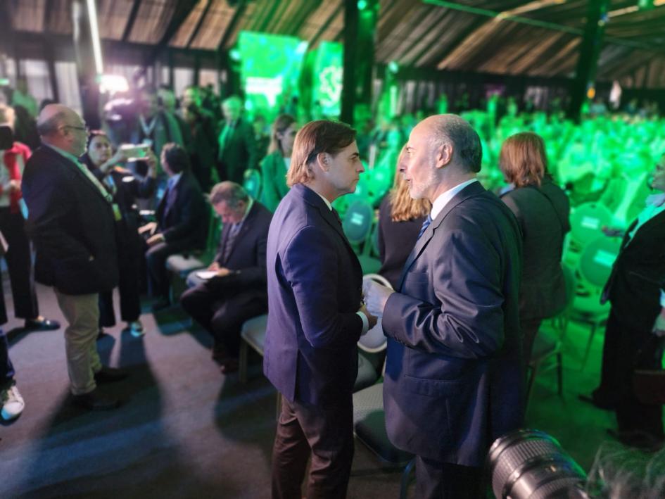 Lacalle y Mieres en inauguración de UPM II Presidente Lacalle y Ministro Mieres en inauguración de UPM II