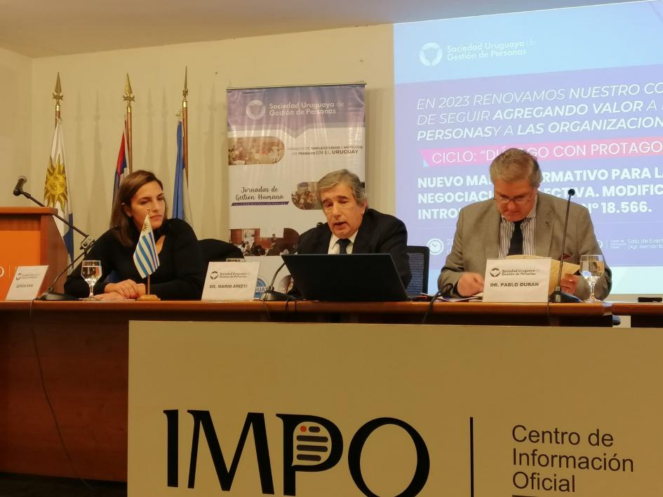 Mario Arizti en exposición sobre modificaciones a la Ley de Negociación Colectiva Mario Arizti en exposición sobre modificaciones a la Ley de Negociación Colectiva