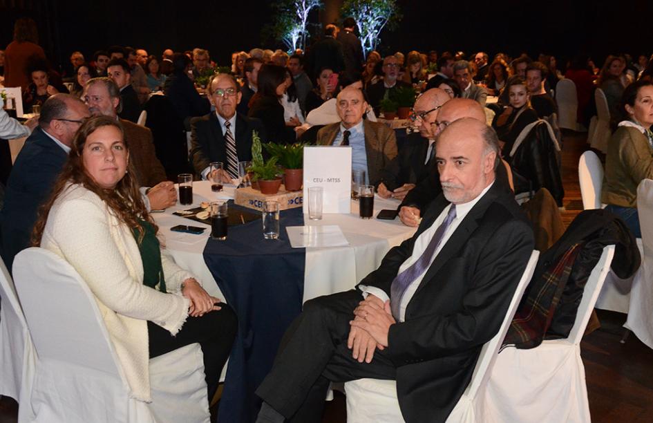 Mieres en Cámara de Eventos del Uruguay Mieres en Cámara de Eventos del Uruguay